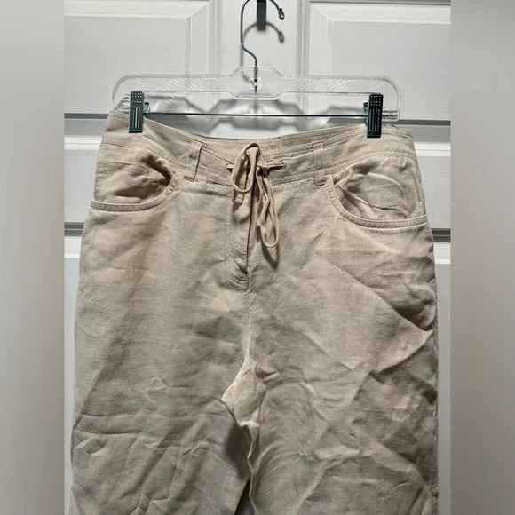 Women’s Linen Capri Pant​​​ - Picture 2 of 7